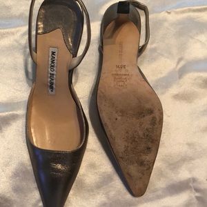 Manolo Blahnik gold size 61/2 sling back pumps.